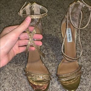 Steve Madden Women’s Harmon heels